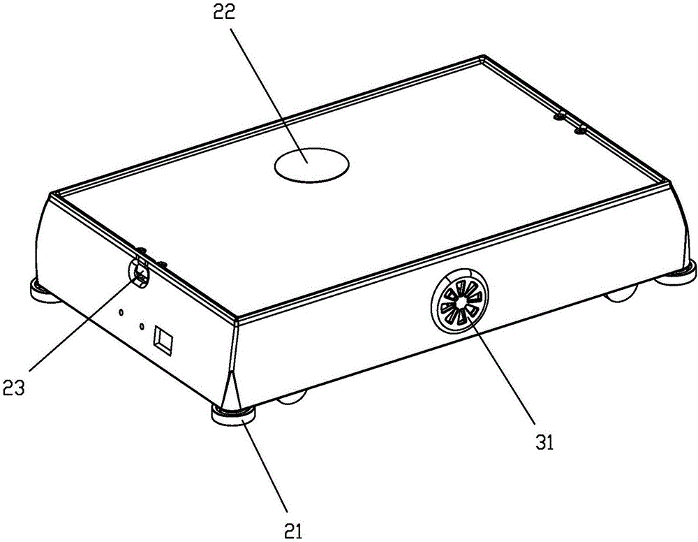 Intelligent automatic meal delivery apparatus and meal delivery method thereof