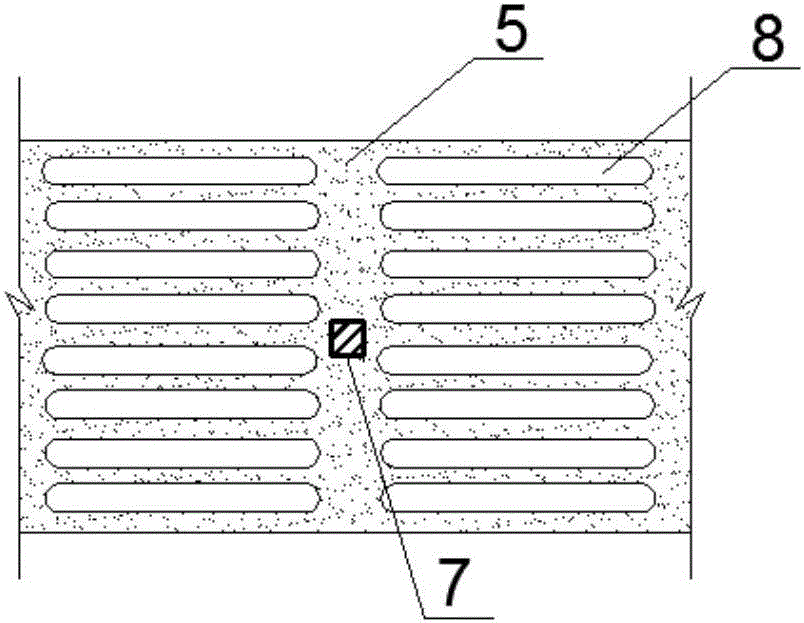 Floating breakwater with multiple columns of fence type wave stopping insertion plates and design method of floating breakwater