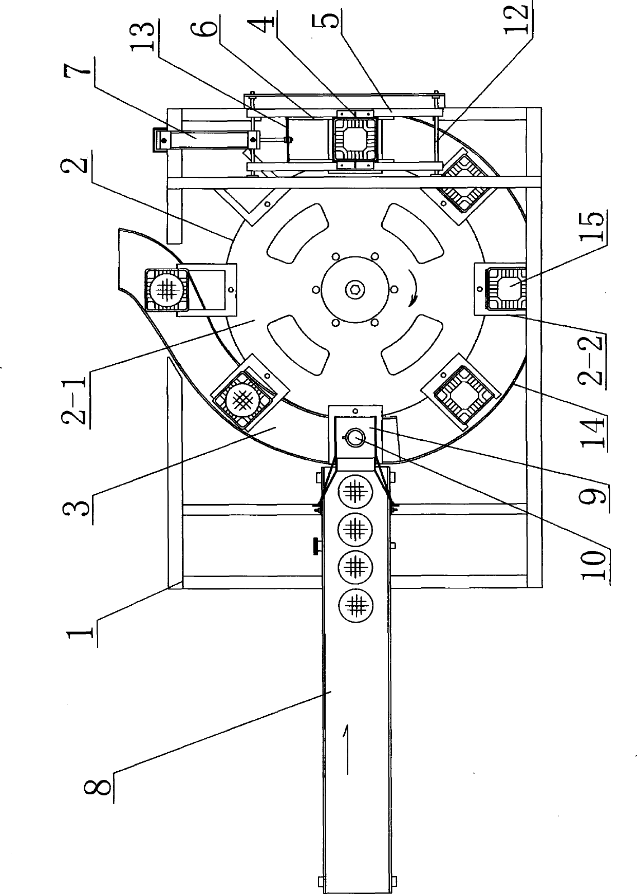 Automatic tray filling machine of mooncakes