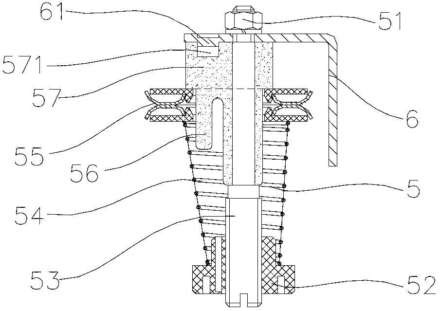 Yarn conveying device on knitting machine