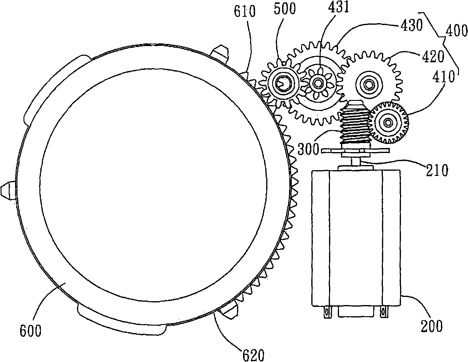 Optimized zoom lens gear wheel drive module and zoom lens using the module