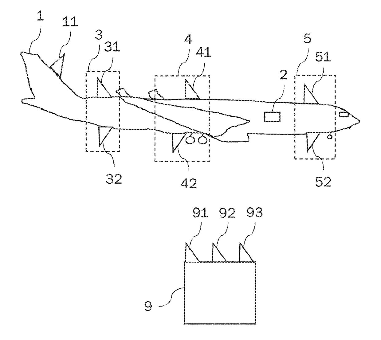 Aircraft comprising a plurality of antenna units