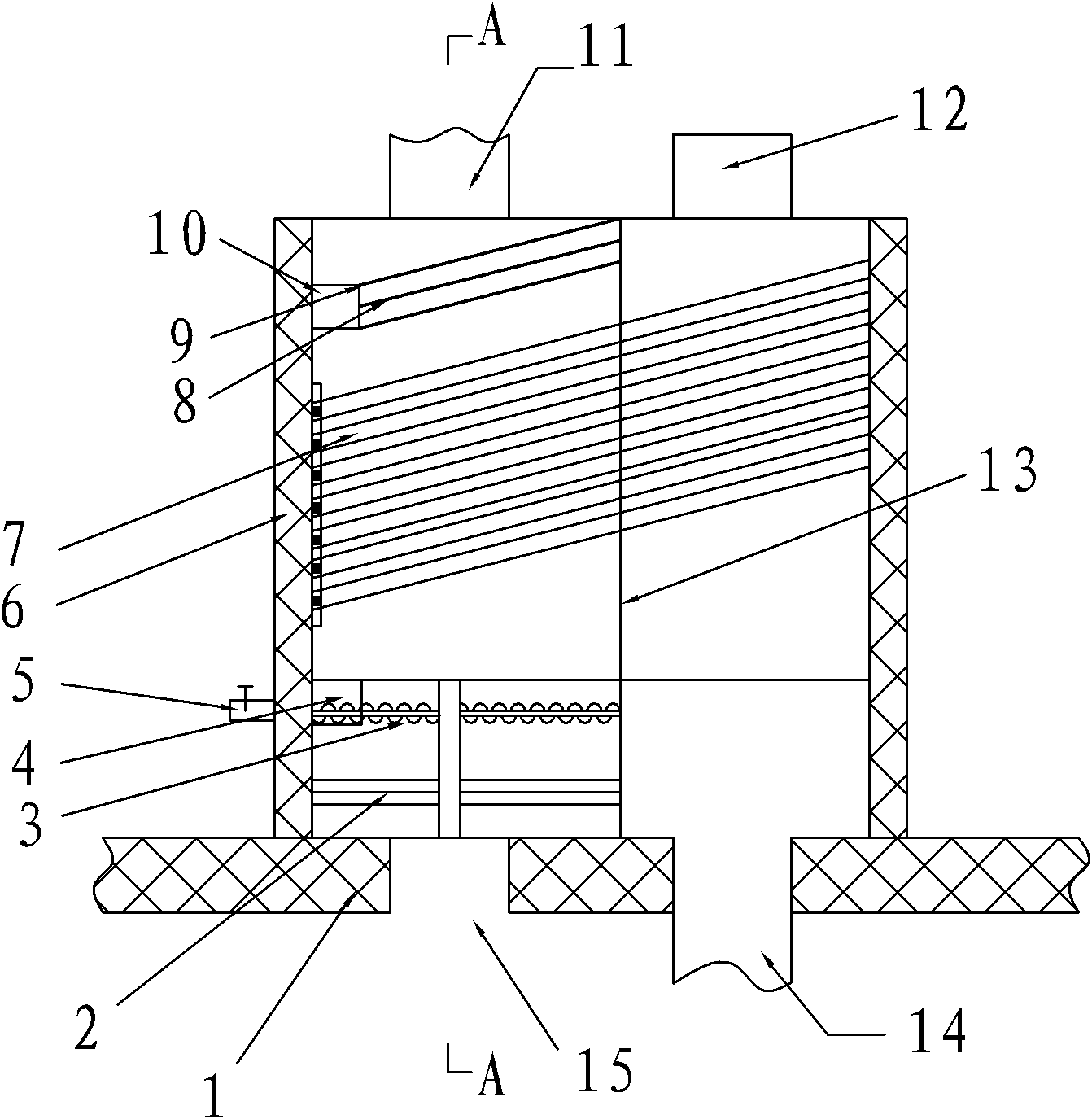 Accumulated-oil-removing energy-saving device