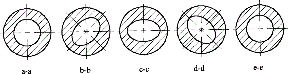 Equal-passage variable-cross-section extruding mold and extrusion forming method for pipes