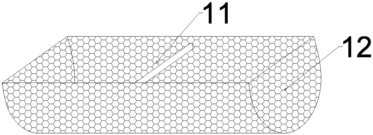 Shaking-type screening and impurity filtering device for building sand