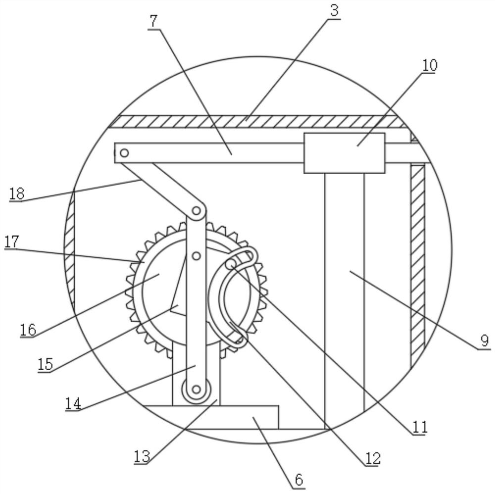 An automatic feeding and pounding machine