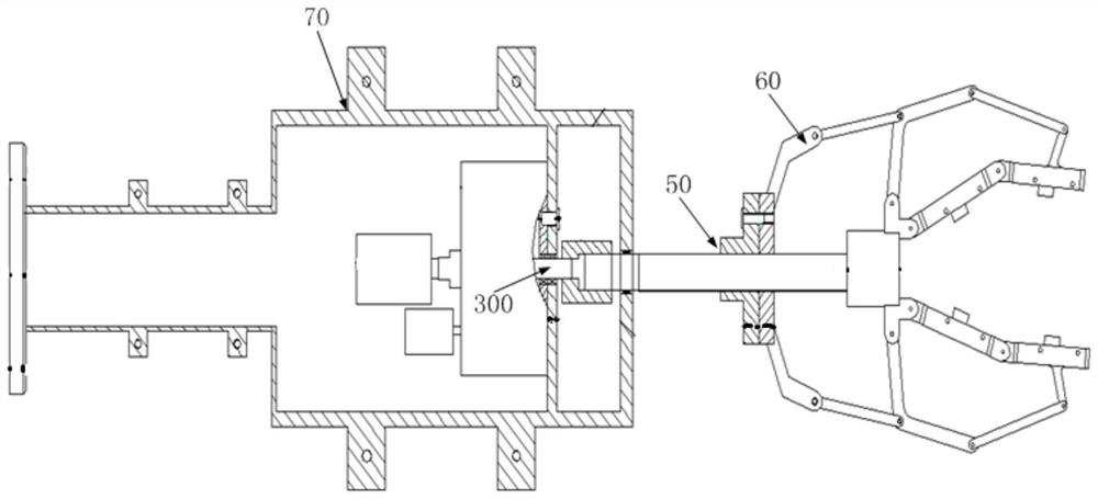 Manipulator with two-stage compliant power transmission and its grasping method