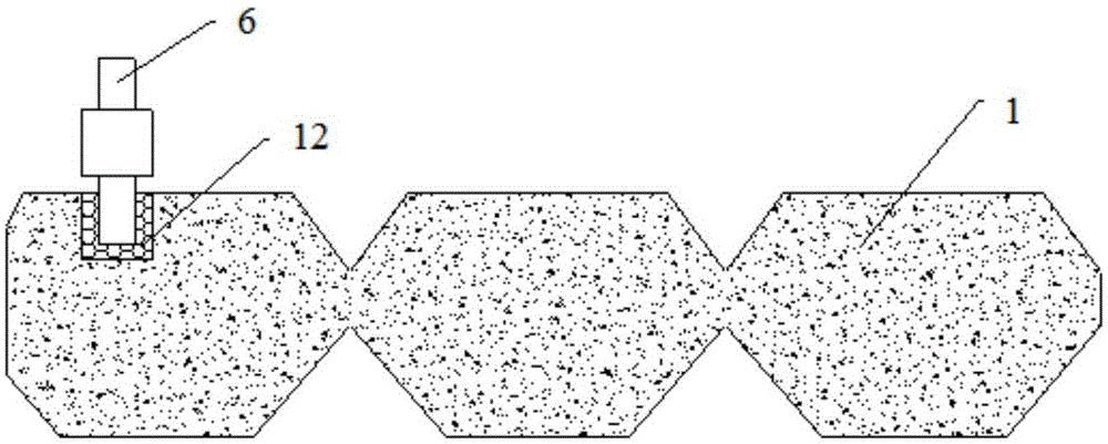 Shaped lithium-manganese soft package battery and manufacturing method thereof