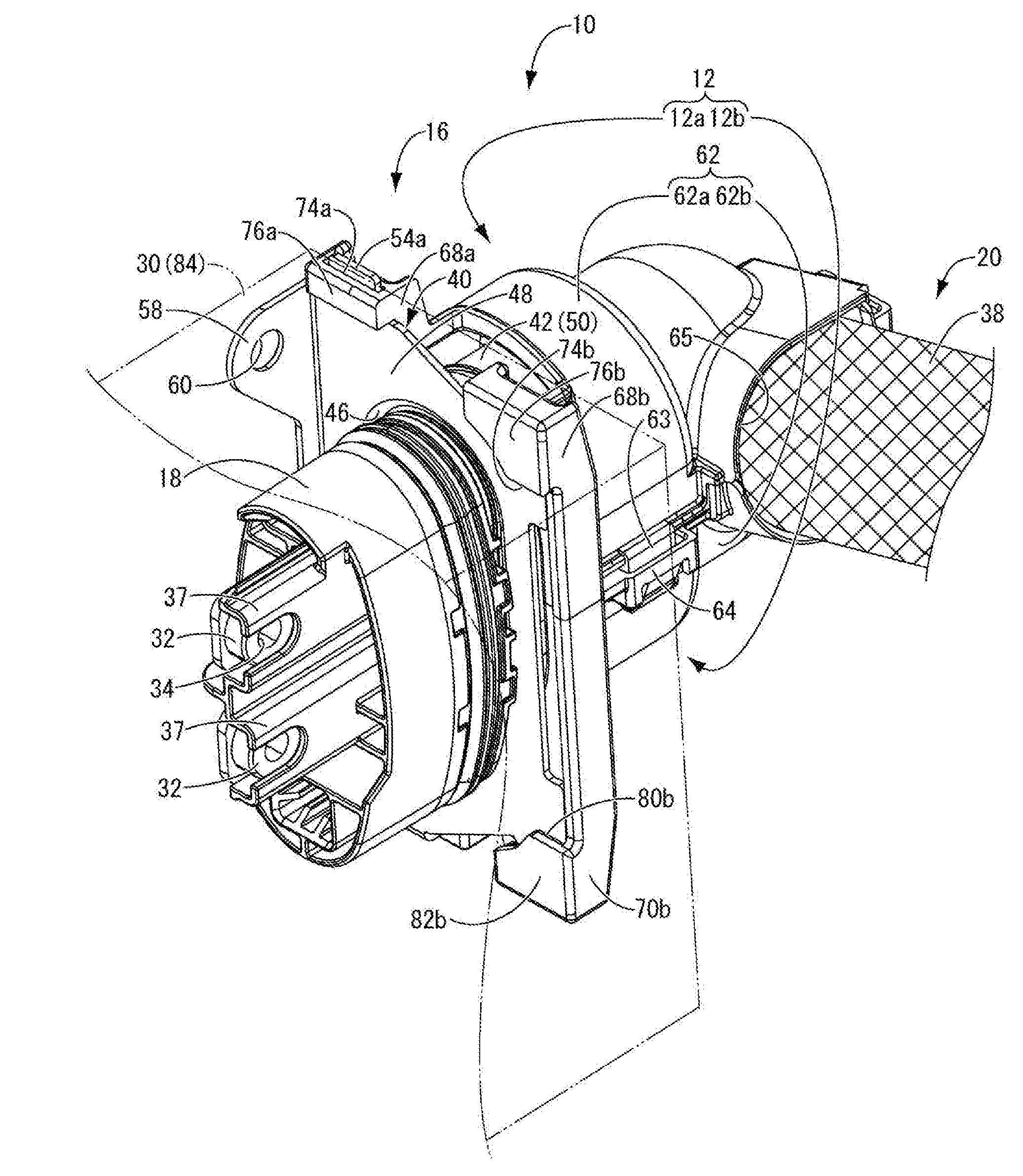 Wiring harness protector fixing structure