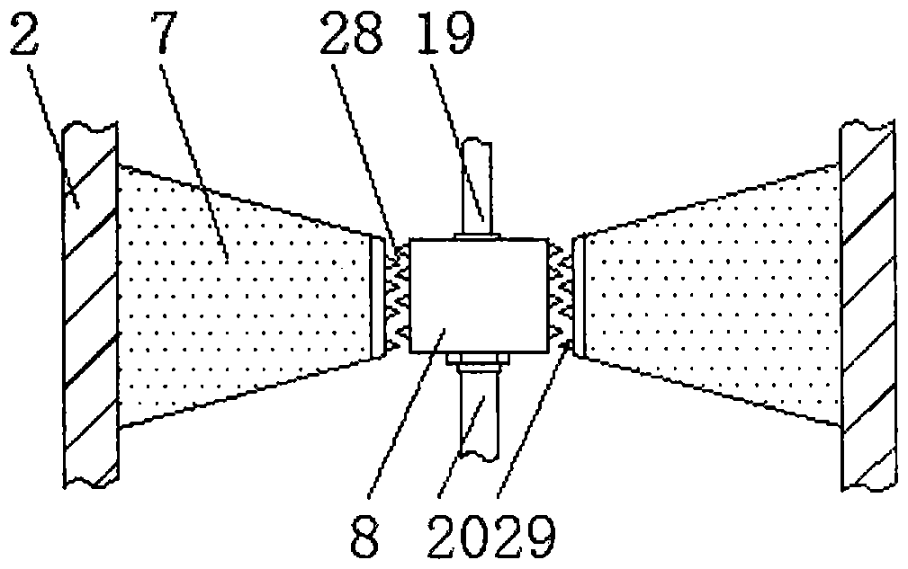 Grinding device for medicine experiment and capable of putting medicines conveniently