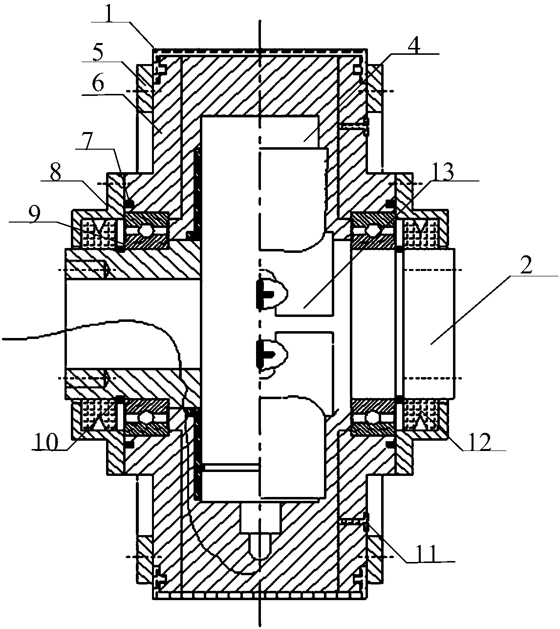 Ultrasonic non-destructive testing device for pipeline defects