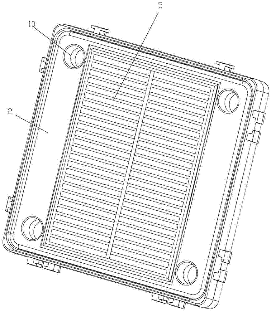 Solar lamp capable of being combined in extension manner