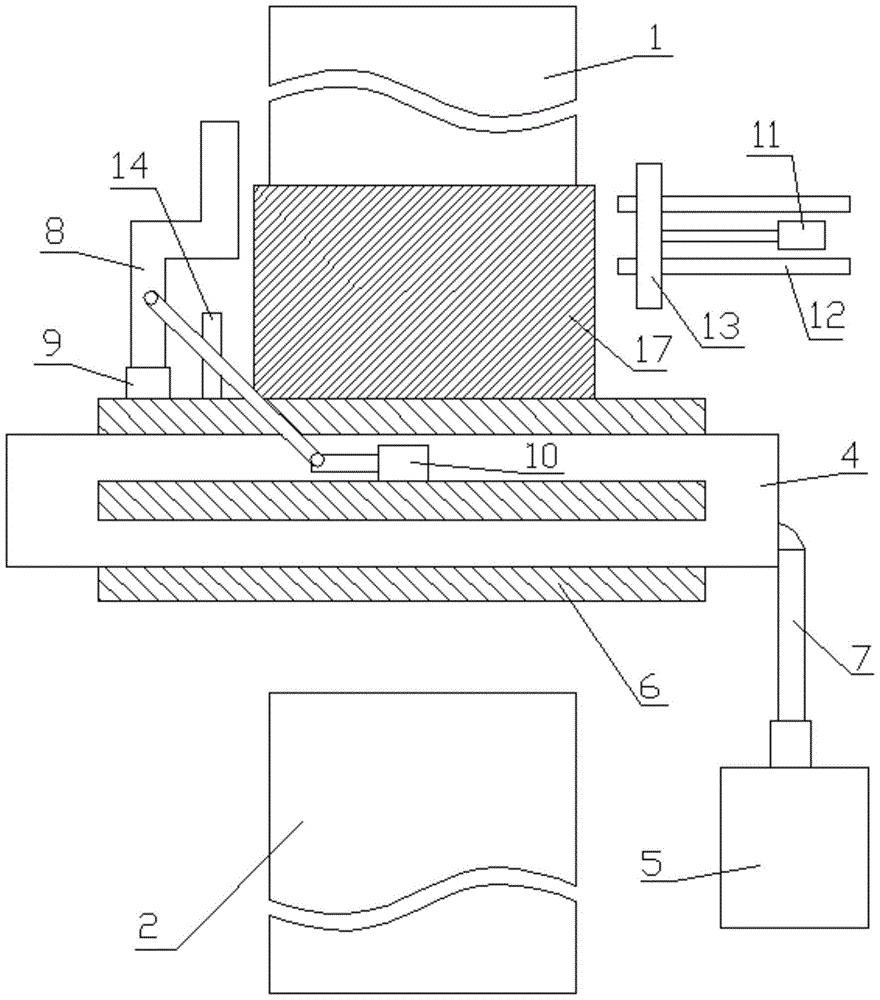 A device for assisting the overturning of metal plates