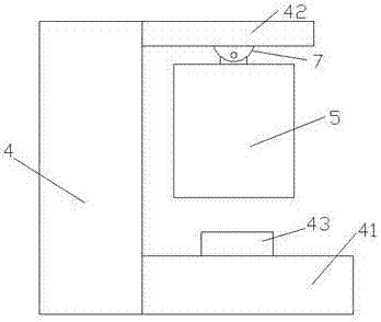 Metal workpiece machining device