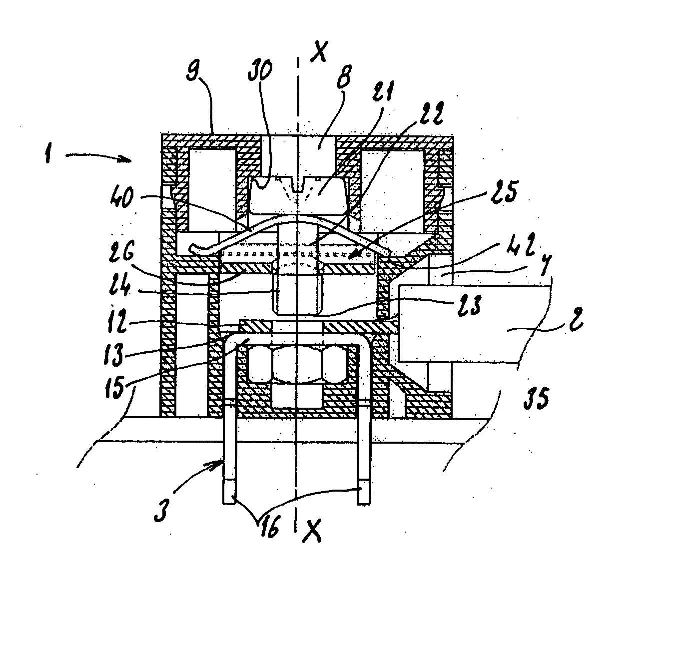 Electrical connection device with protected contact