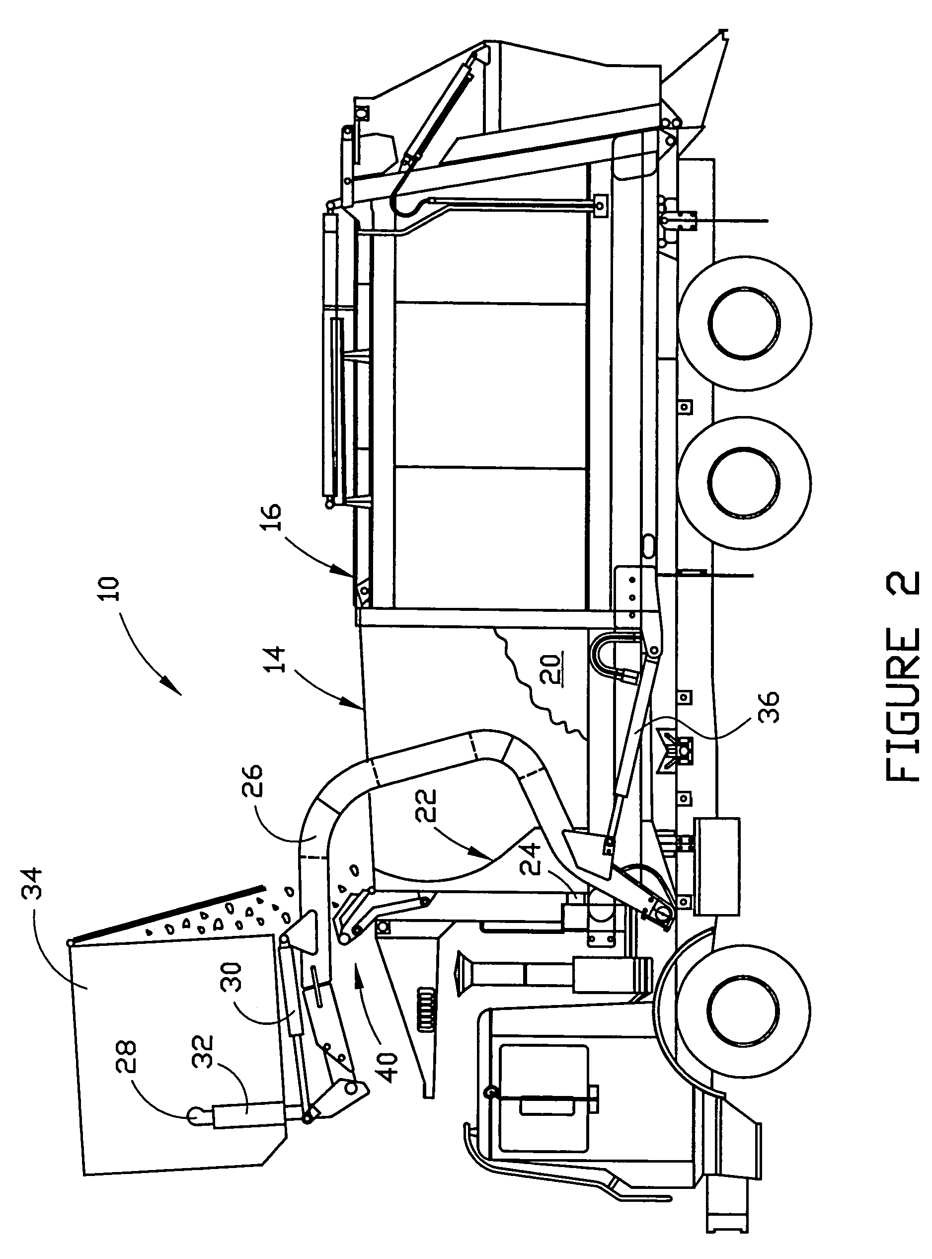 Spill shield for refuse collection vehicle