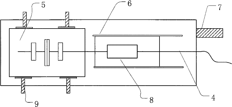 Cutting device of high-precision optical fiber length and cutting method thereof