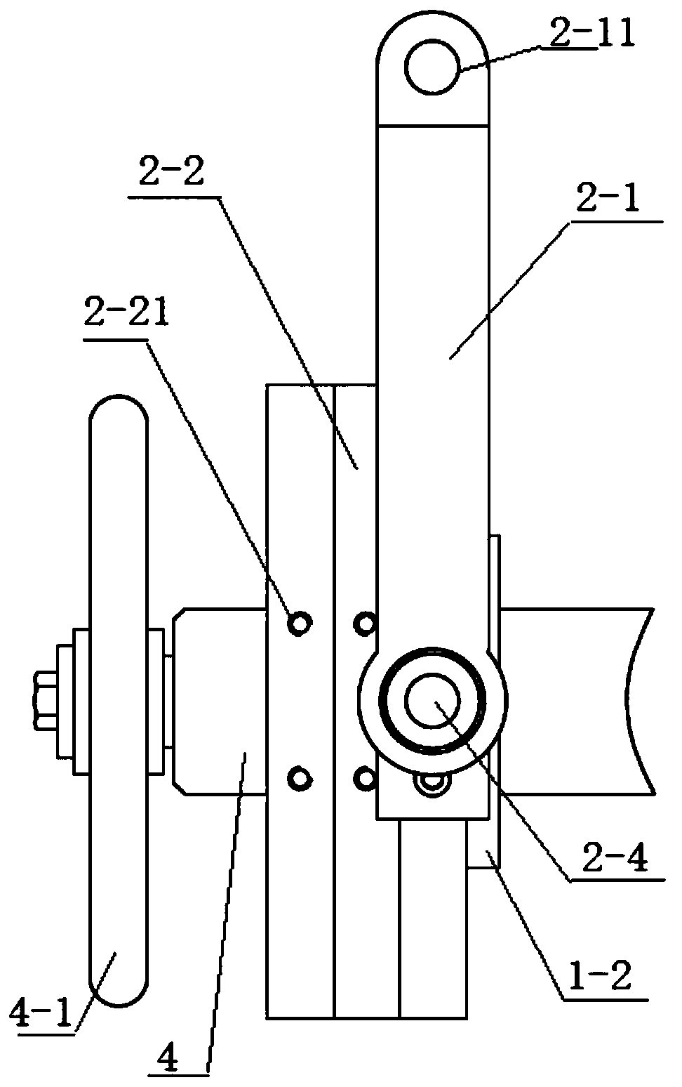 A kind of multi-functional rotating spreader