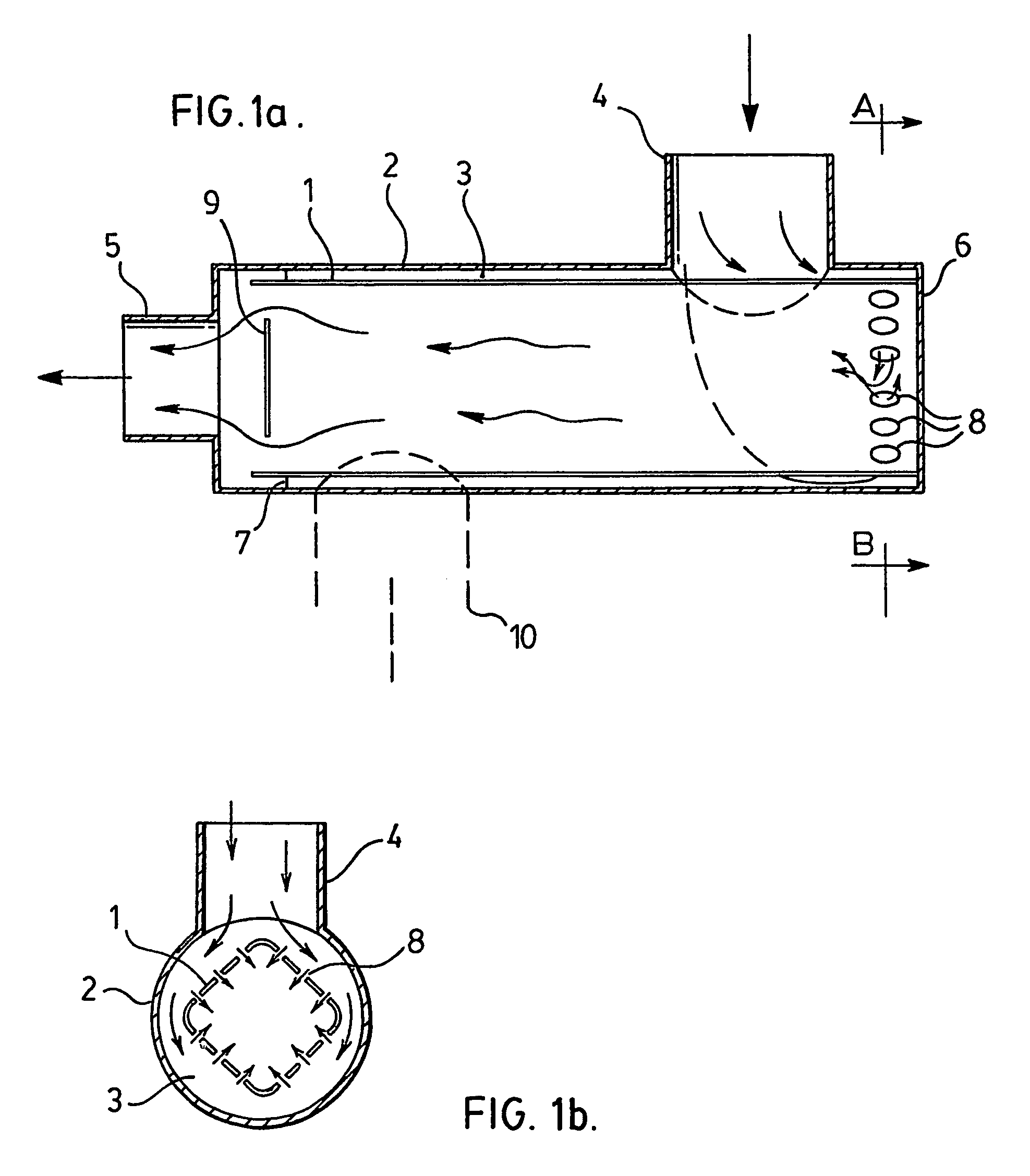 Double-walled chamber for ultraviolet radiation treatment of liquids