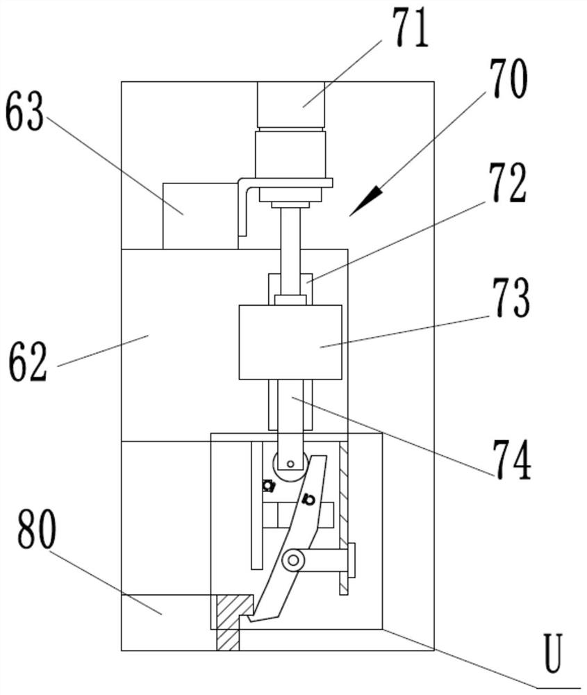 Vegetable cleaning device with drying function