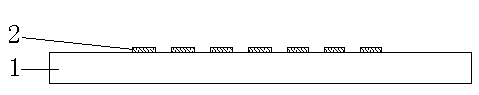 Single-chip packaging piece with adhesive film replacing bottom fillers and manufacture process thereof