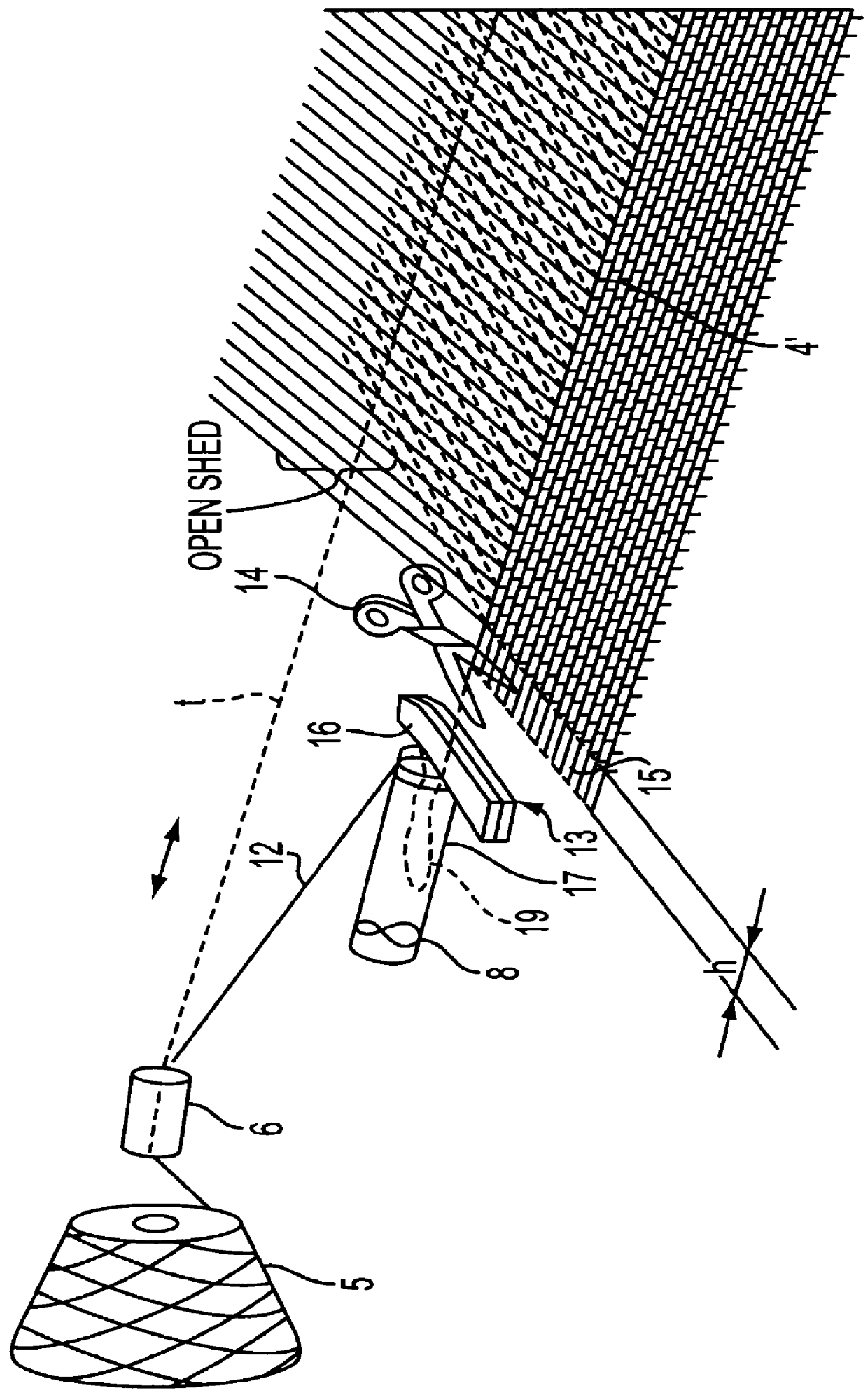 Method for cutting a selvedge of a weft insertion side of a rapier loom