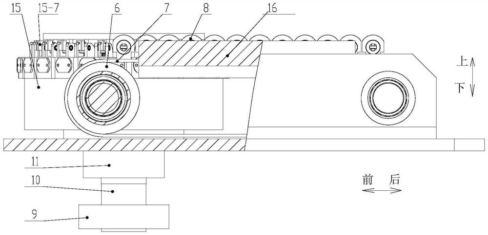 Handover and turnover device and method for tubular container end face sealing paper sheets