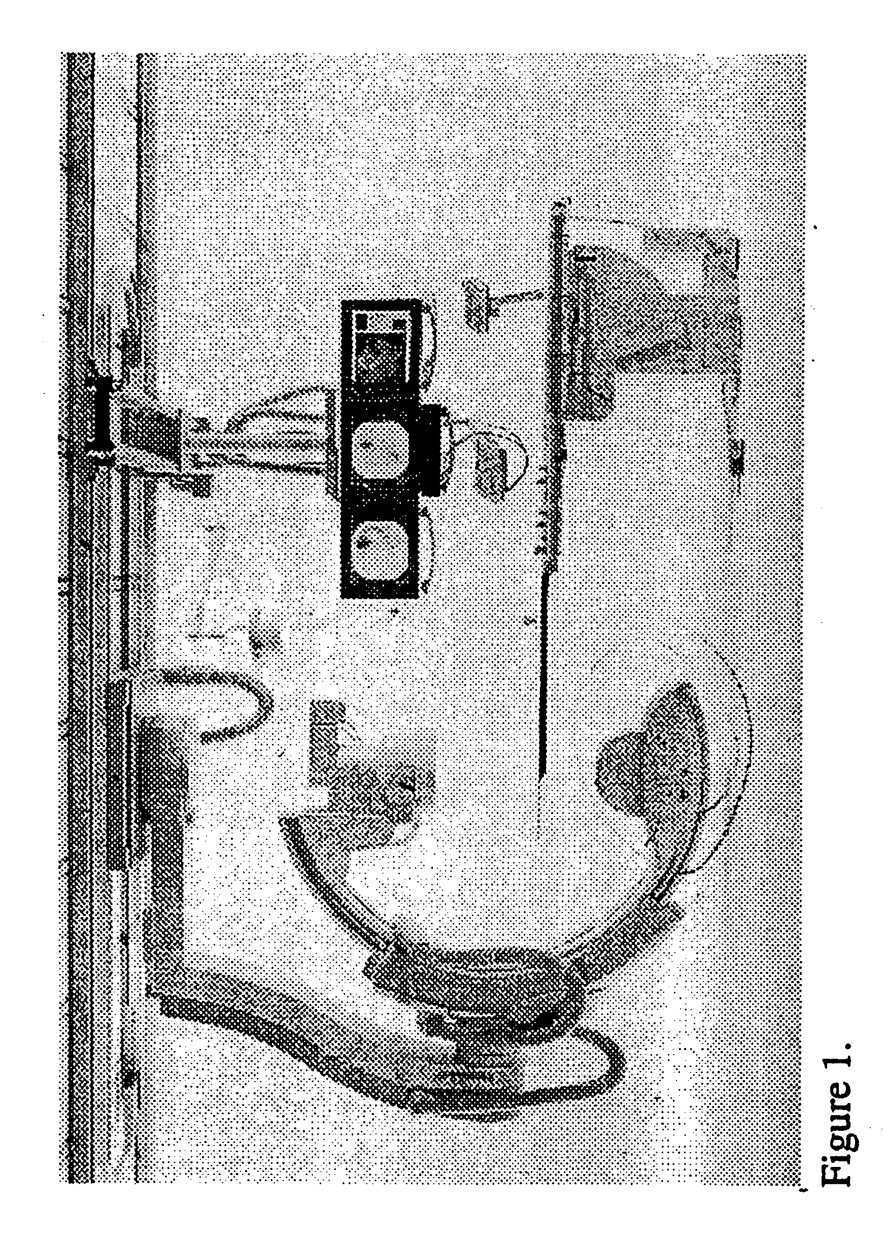 Method of reconstructing images for spiral and non-spiral computer tomography