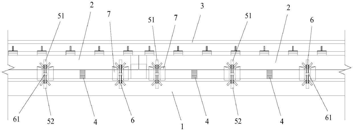 Liftable ballastless track structure and adjustment method thereof