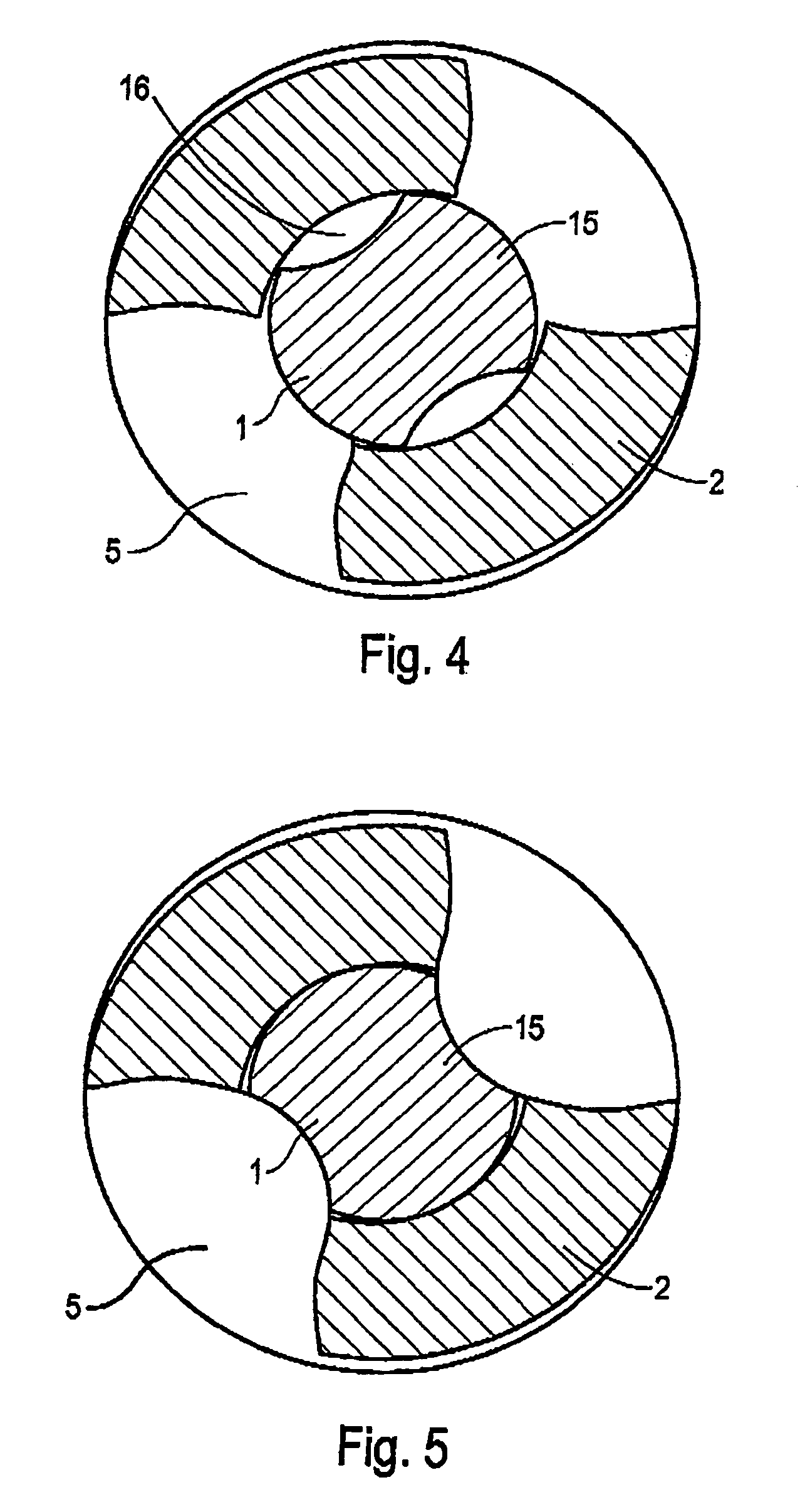 Rotary cutting tool, such as a drill, comprising an exchangeable cutting insert, and an exchangeable cutting insert