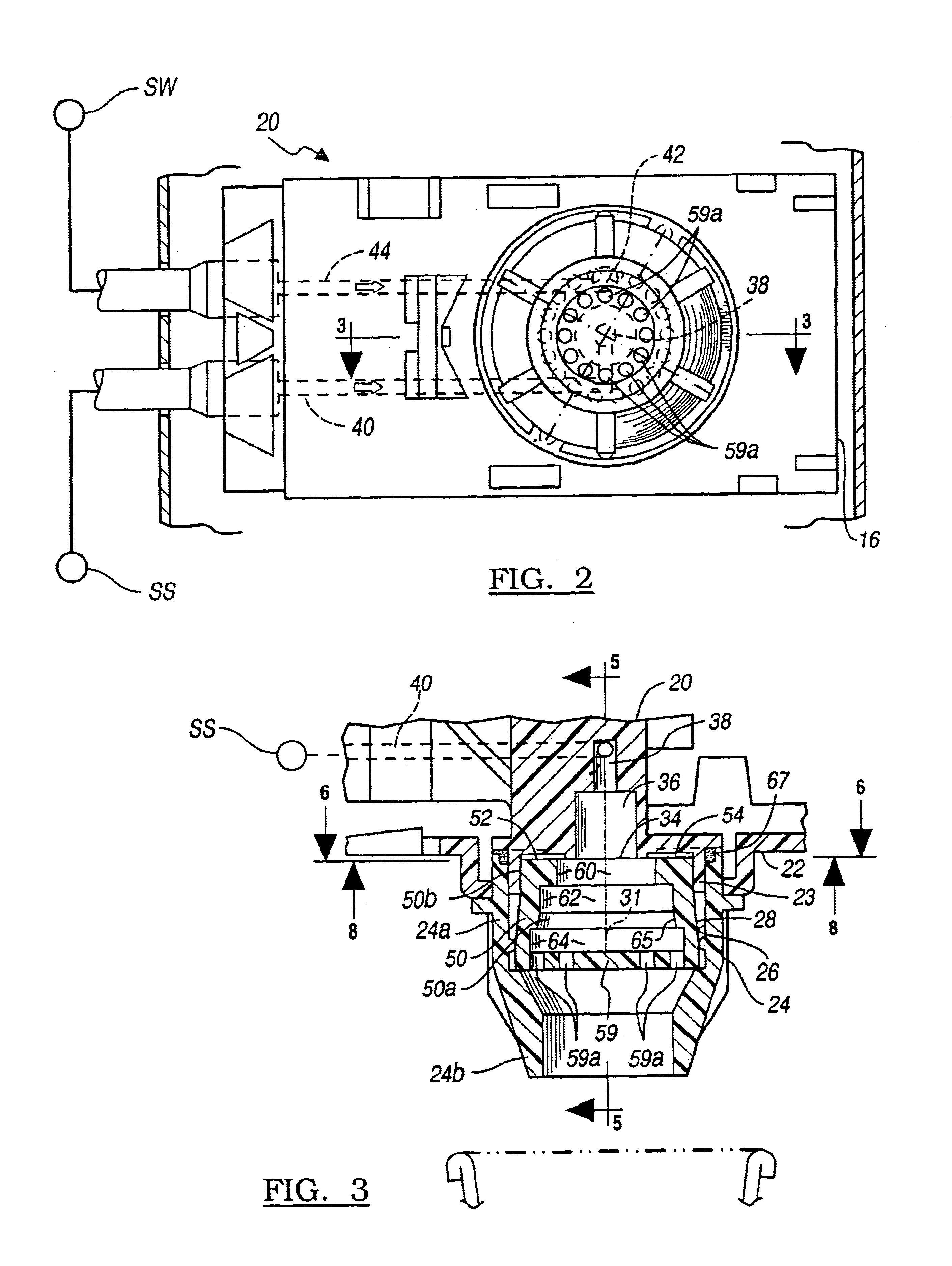 Beverage dispensing apparatus including a whipper insert and method