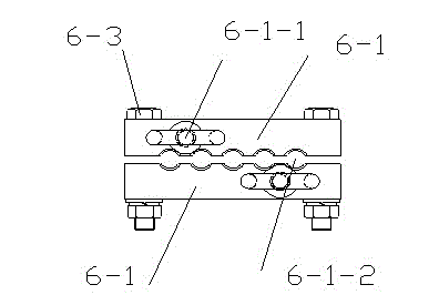 Elevator steel wire rope overhauling device and overhauling method thereof