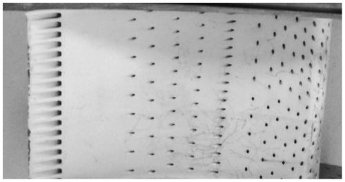 A kind of pressurized alkaline cooking method for removing ceramic layer in thermal barrier coating