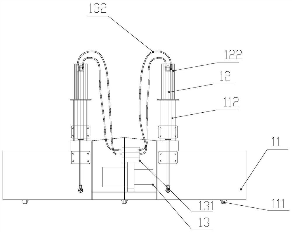 Protective propulsion equipment for anti-riot armored vehicles