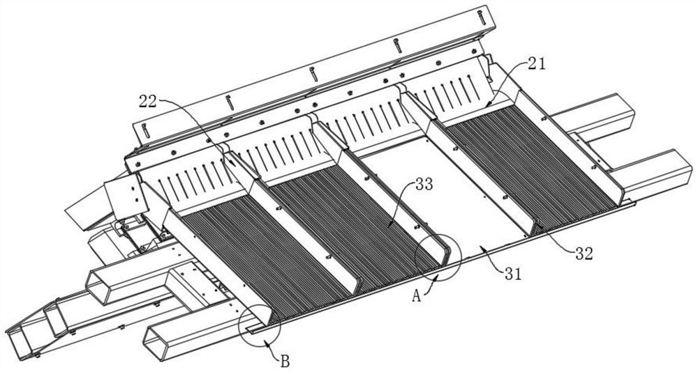 Material conveying device of glass sorting machine