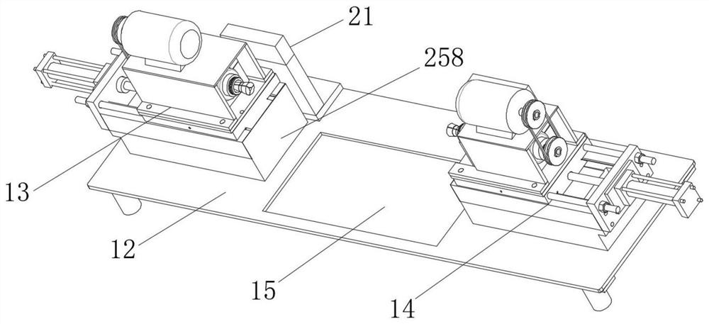 Full-automatic pipe chamfering machine with blanking self-arrangement mechanism