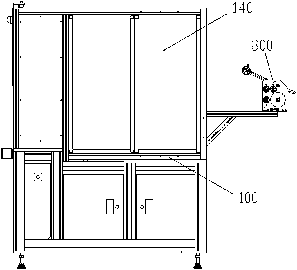 Flying fork type winding machine and working method thereof