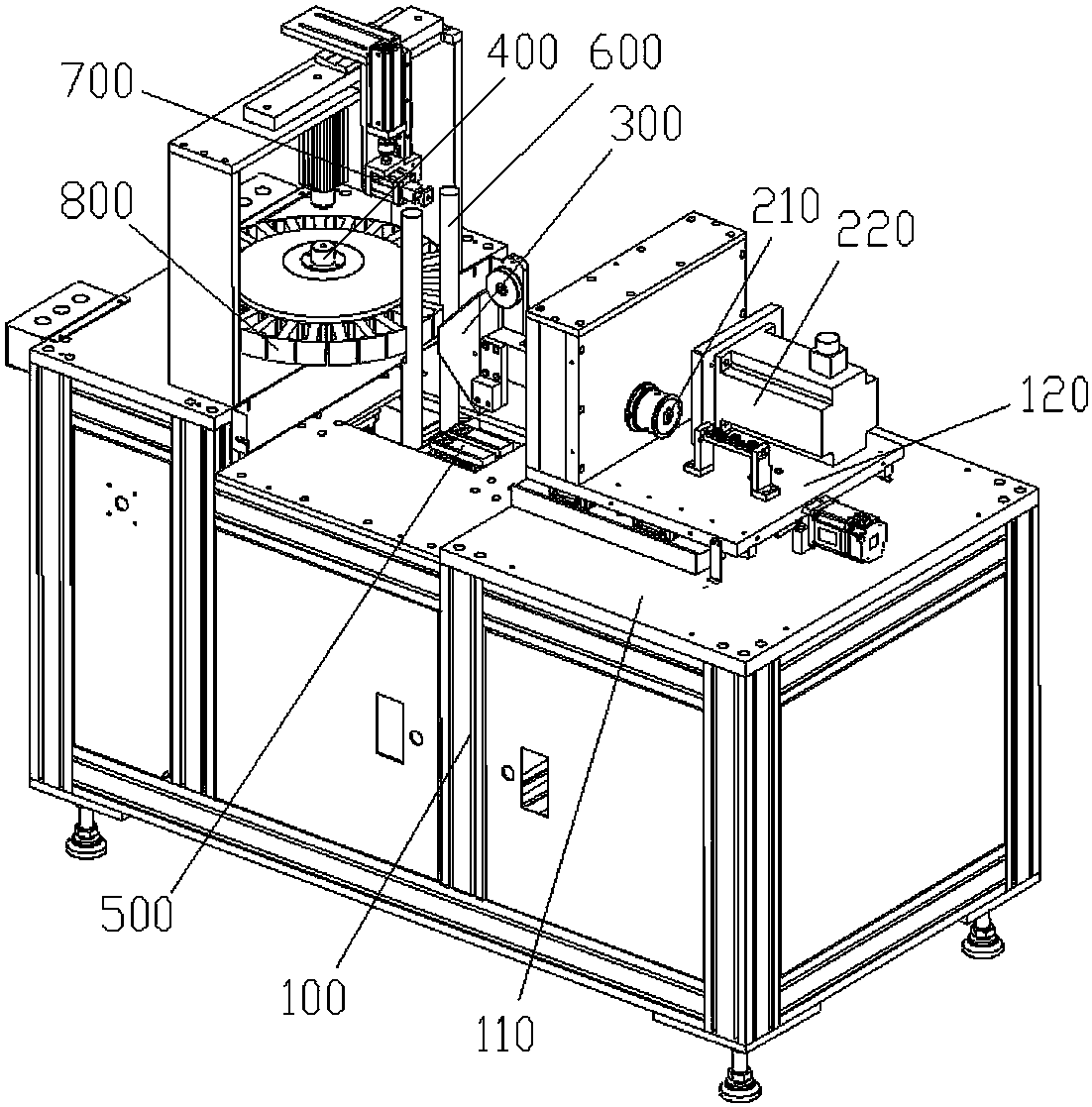 Flying fork type winding machine and working method thereof