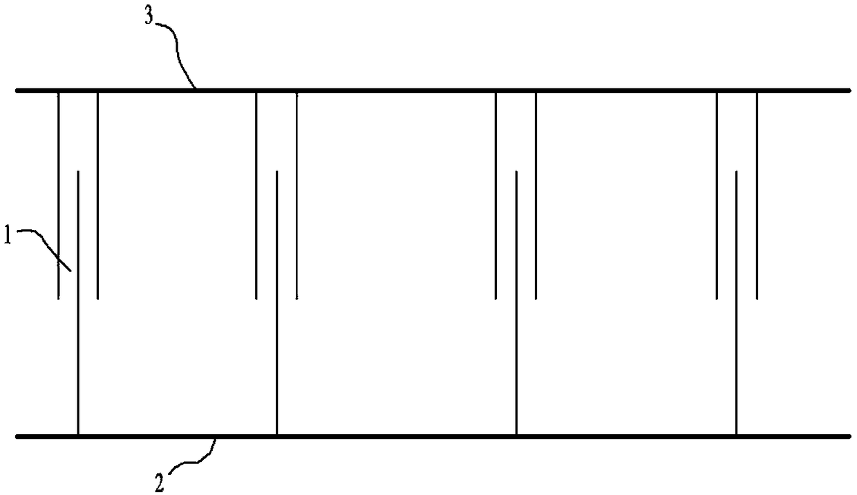 Roller pin lubricating-type casing pipe truss having self-locking anti-falling structure