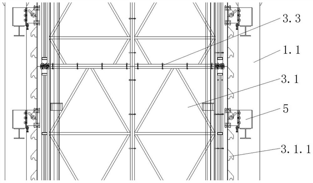 Heavy-duty carrying equipment and construction method thereof