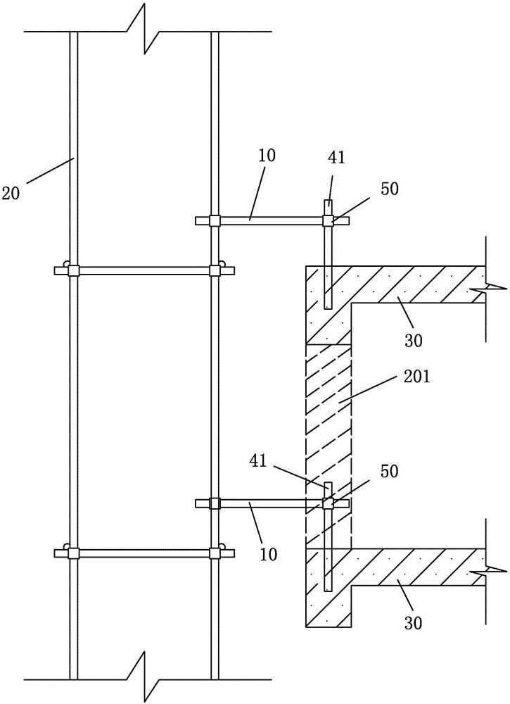 Fastener for scaffold wall-connecting rod and use method thereof