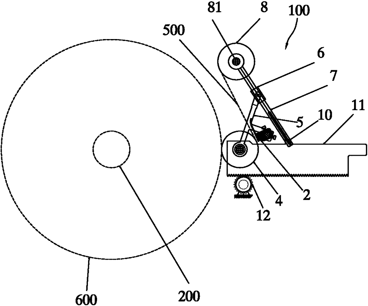 Slitting equipment and tracing guiding device thereof