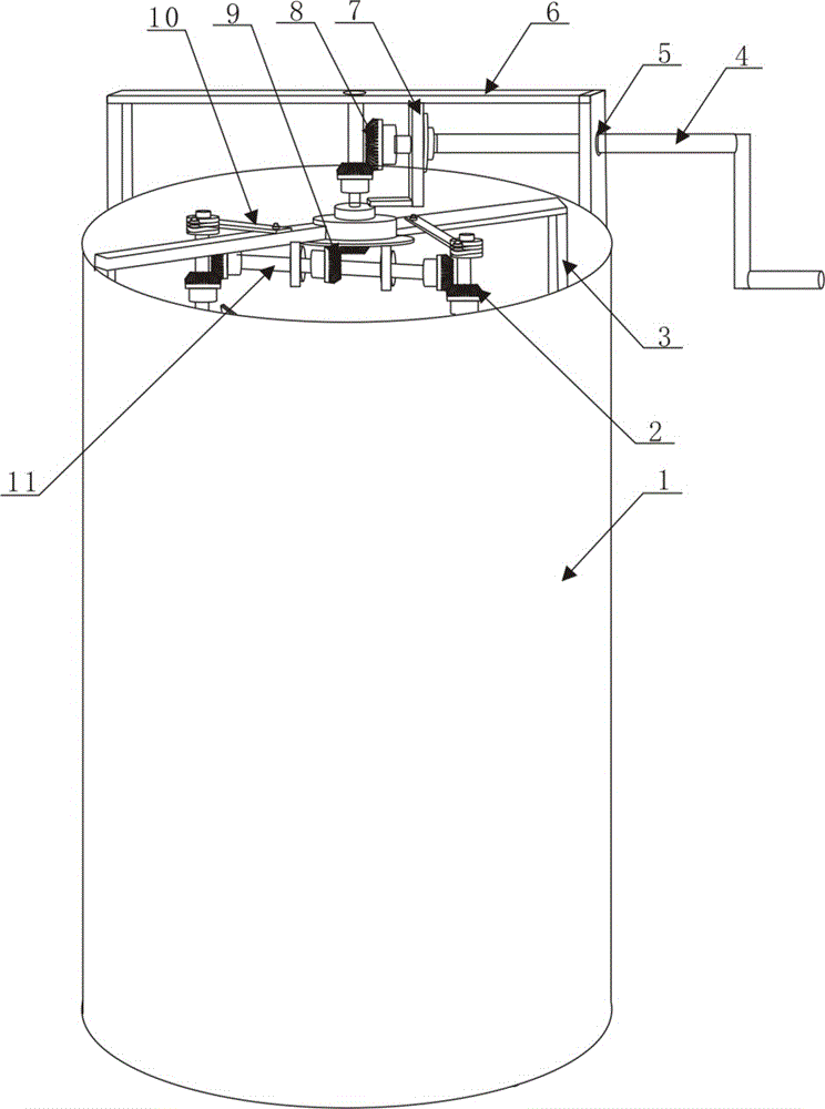 Automatic flipping honey extractor