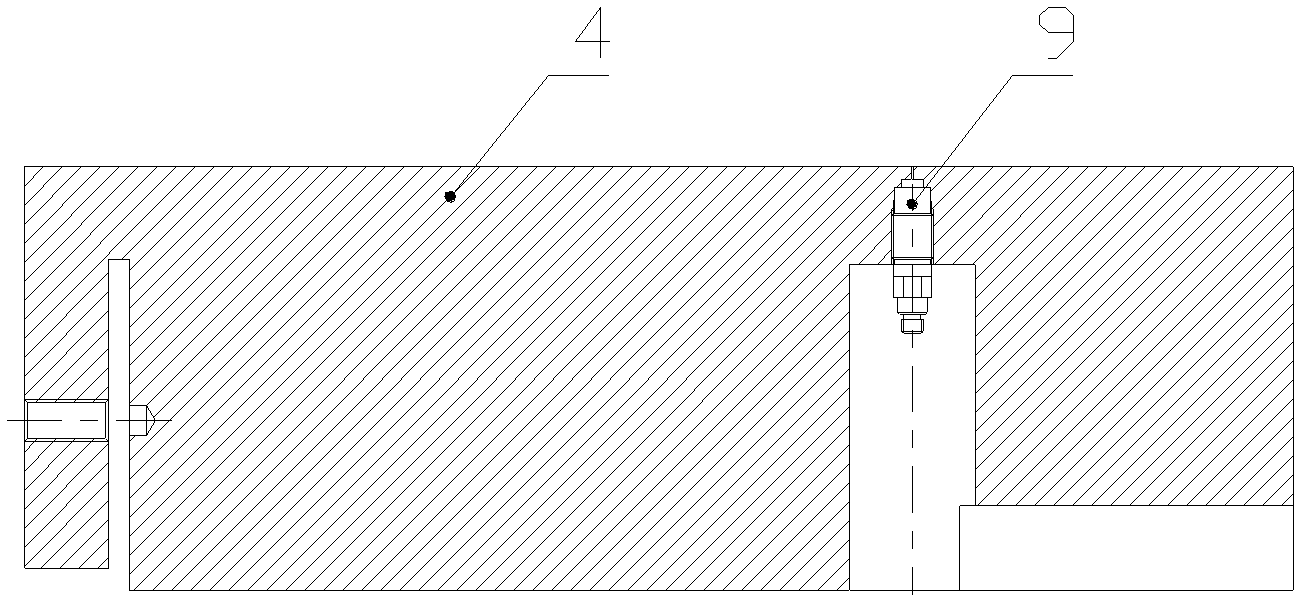 Device and method for measuring effective flow rate and dynamic pressure of grinding fluid