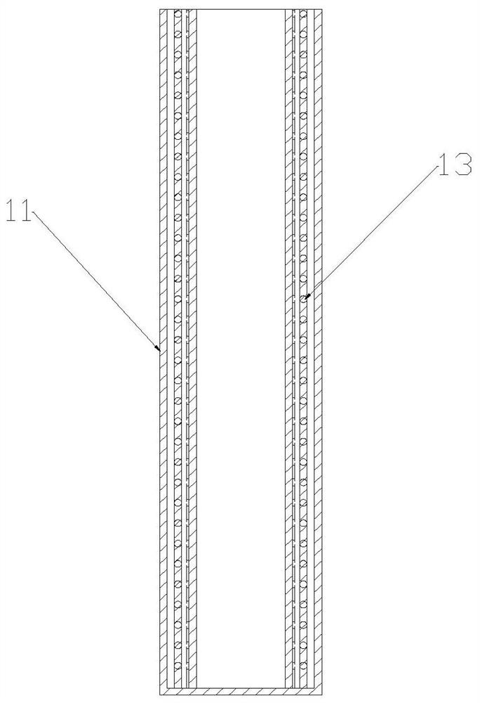 A high-strength concrete pipe pile and its forming device