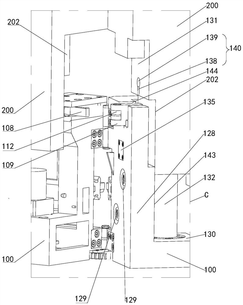 Load assembling mechanism and spatial load unfolding and folding device