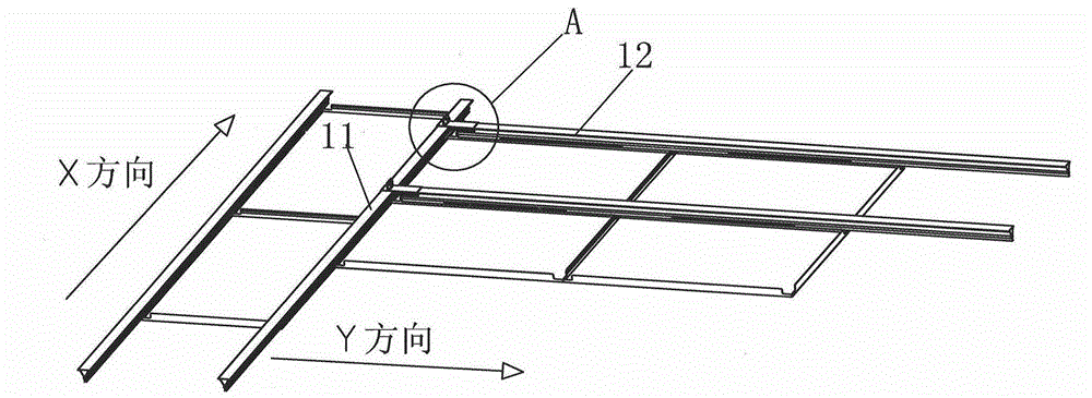 Auxiliary keel installing support, installing structure between auxiliary keels and method