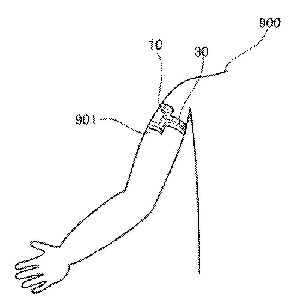 Piezoelectric element and bend detecting sensor