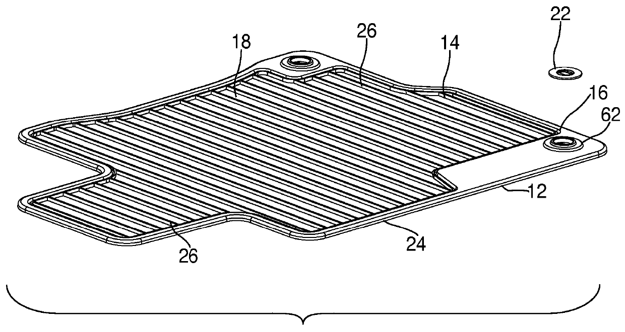 Carpet floor mat having plastic migrating prevention formation, and associated injection mold