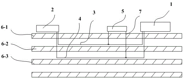 Circuit and method capable of lowering loop noise of active earphone